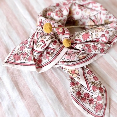 SO FAMILY Foulard Delhi Blé Small.