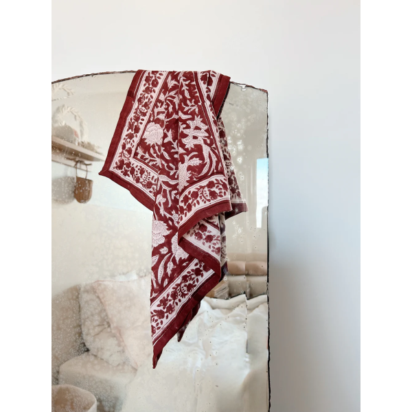 SO FAMILY Foulard Gaya Carmin.