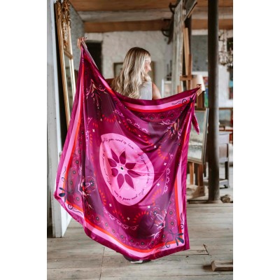 Shanna Foulard Carré Love Bordeaux.