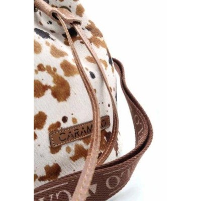 CARAMELO Sac bourse porté épaule.