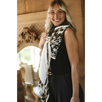 Shanna Foulard Carré Nikita.